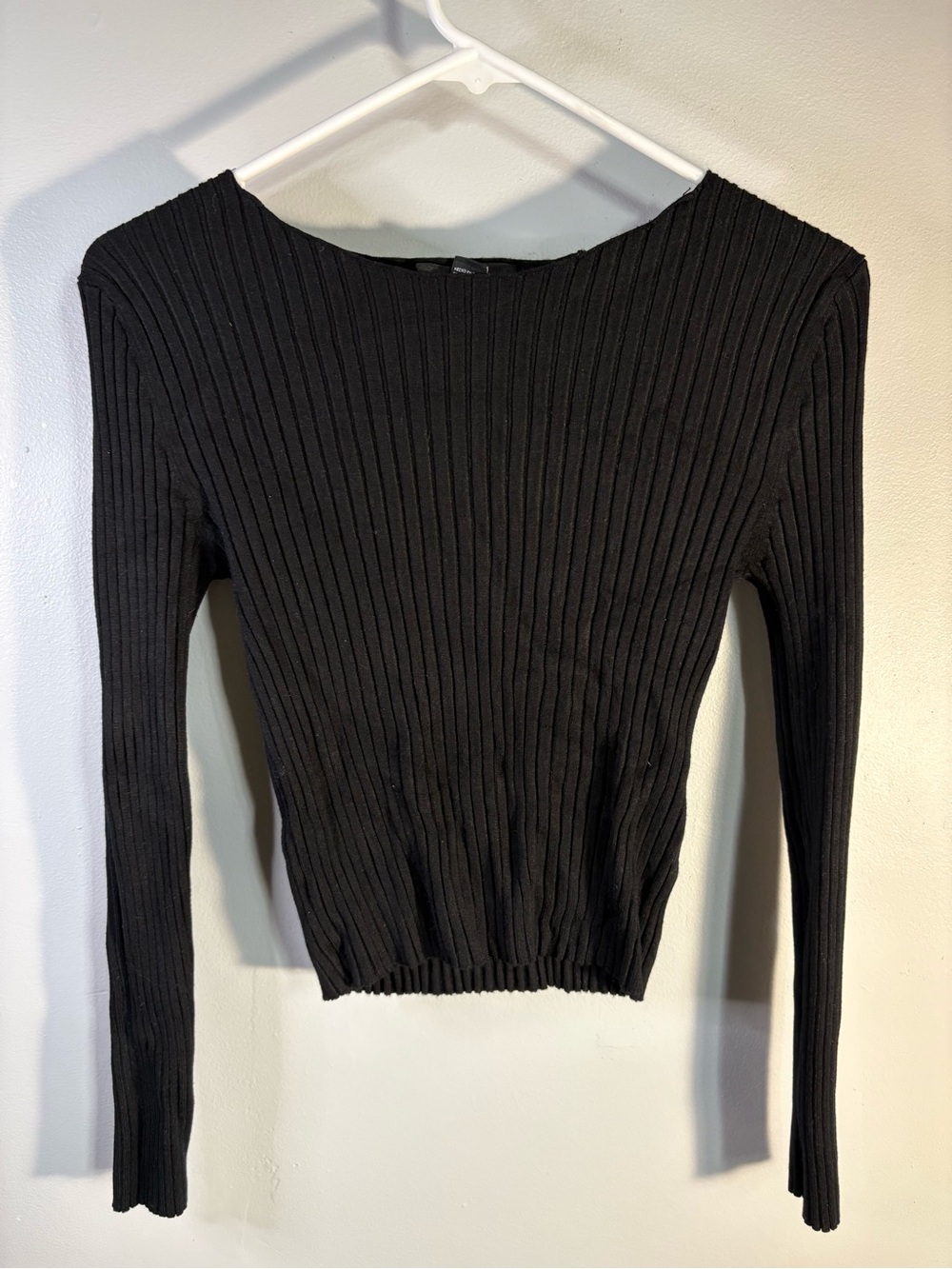 Forever 21 Black Ribbed Long Sleeve Crop Top
